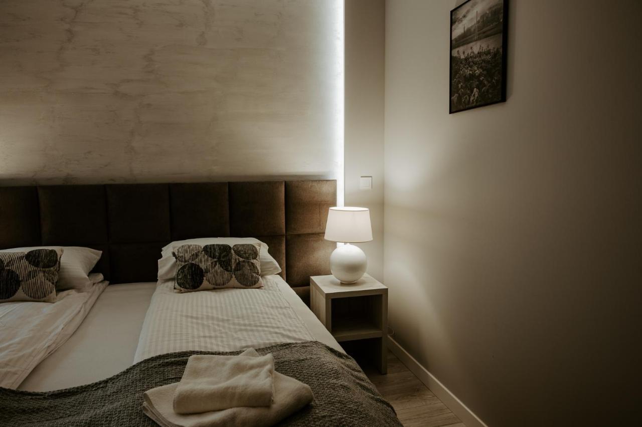 Apartamenty I Pokoje Inforespark Пшемишъл Екстериор снимка